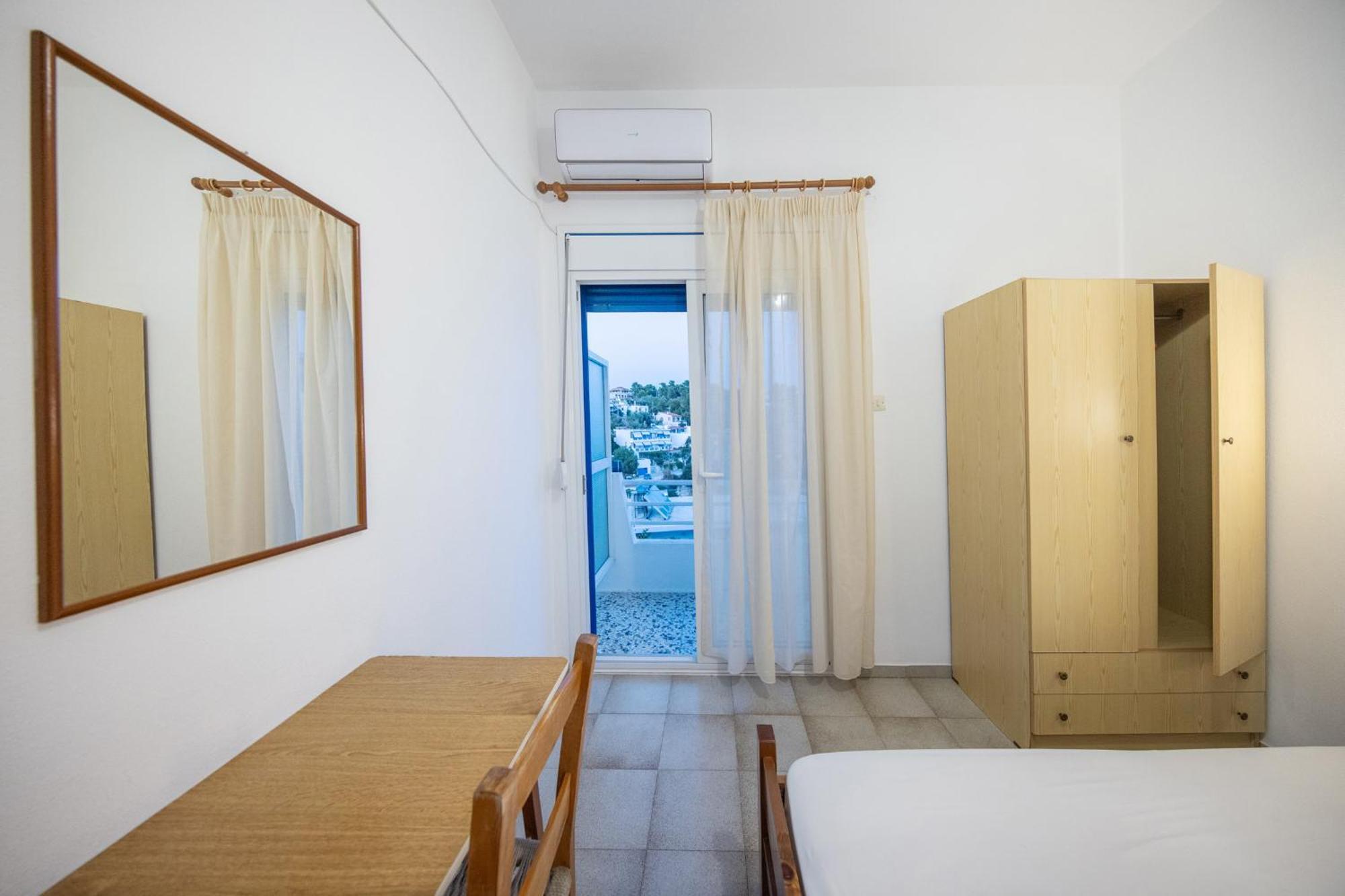 Nikos Rooms Votsi  Dış mekan fotoğraf