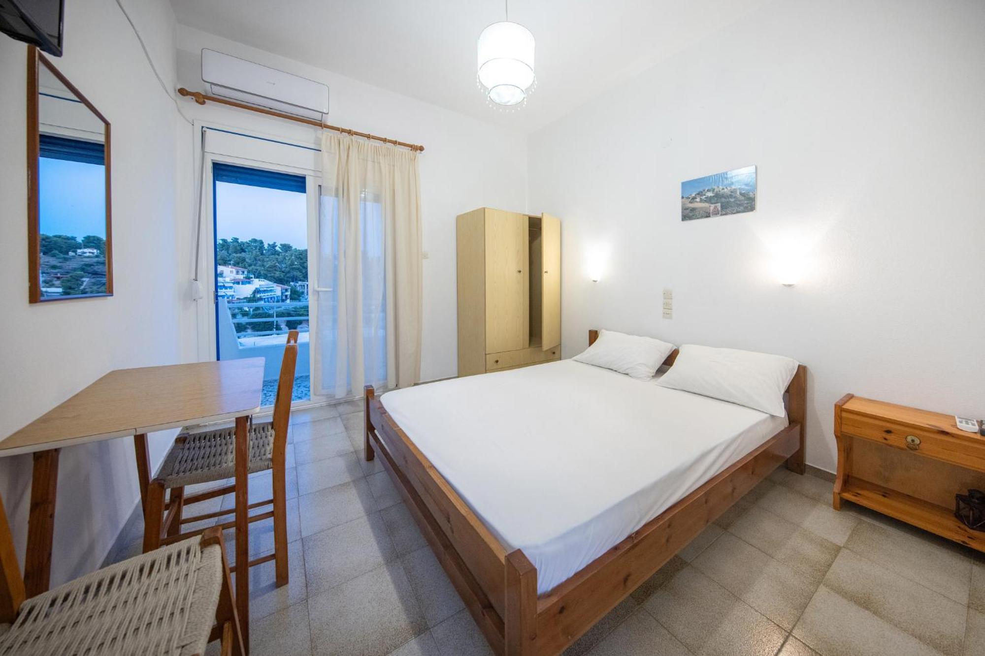 Nikos Rooms Votsi  Dış mekan fotoğraf