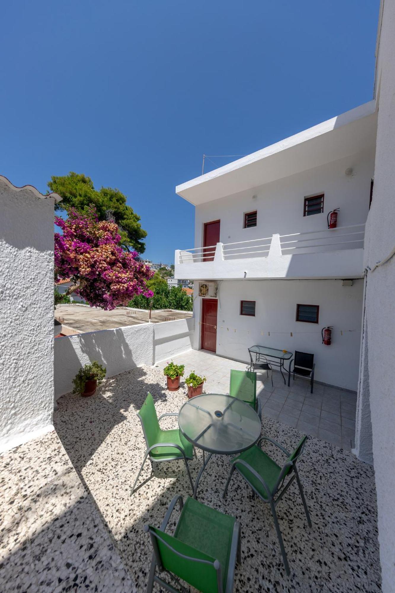 Nikos Rooms Votsi  Dış mekan fotoğraf