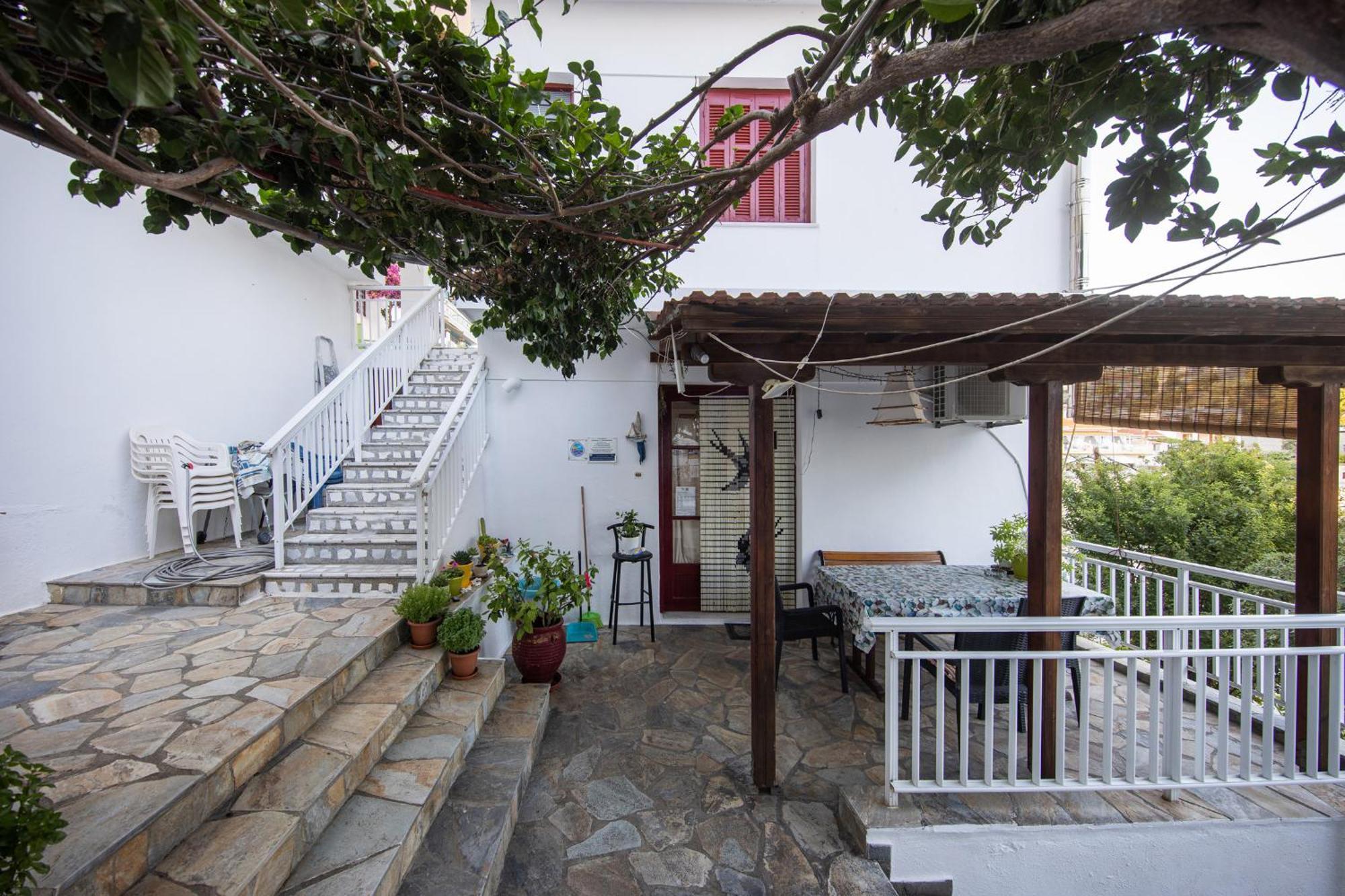 Nikos Rooms Votsi  Dış mekan fotoğraf